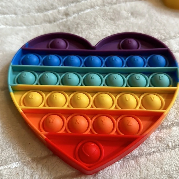 Pop Fidget toys set of 4 in cloth gift bag.  Multicolored. Push pop bubbles NWT - Picture 5 of 7